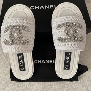 COPY - Chanel Cc Spotlight 23S White with Crystal Rafia Mules Sandals 36.5